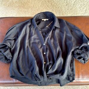 3/4 sleeve black button